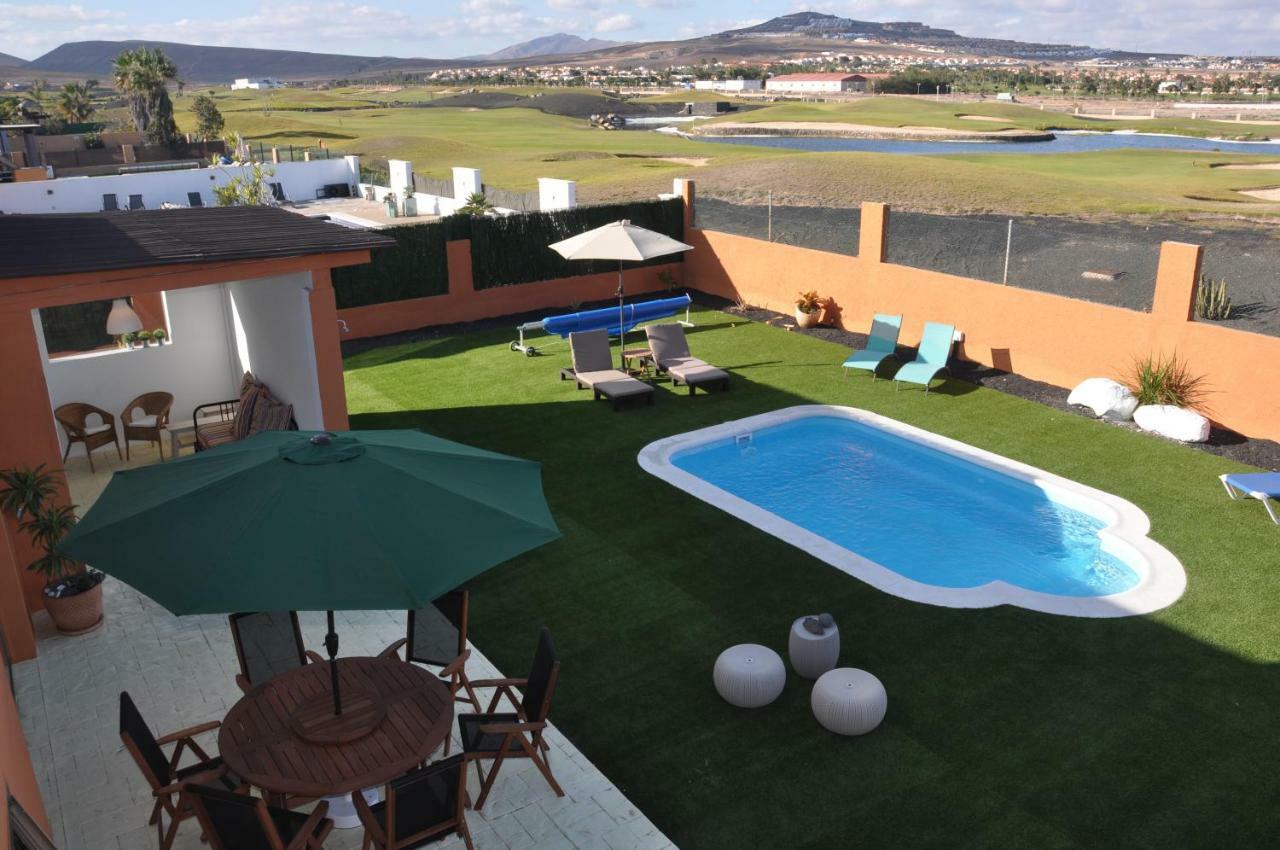 Eco White With Climatized Pool Villa *